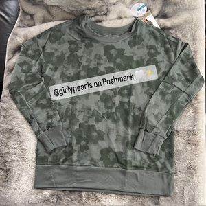 Mondetta Ladies' Lightweight Active Top Long Sleeve Crewneck NEW